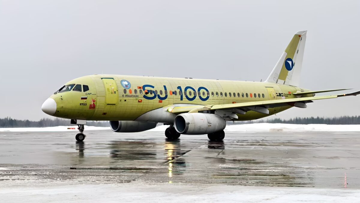 Завод «Яковлева» перенёс сборку крыла SJ-100 в один цех 1 Завод «Яковлева» перенёс сборку крыла SJ-100 в один цех