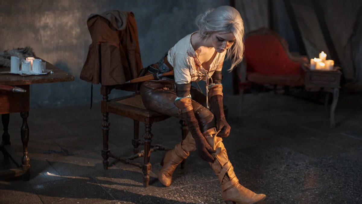 Цири и банщица из The Witcher 3 косплей с свечами
