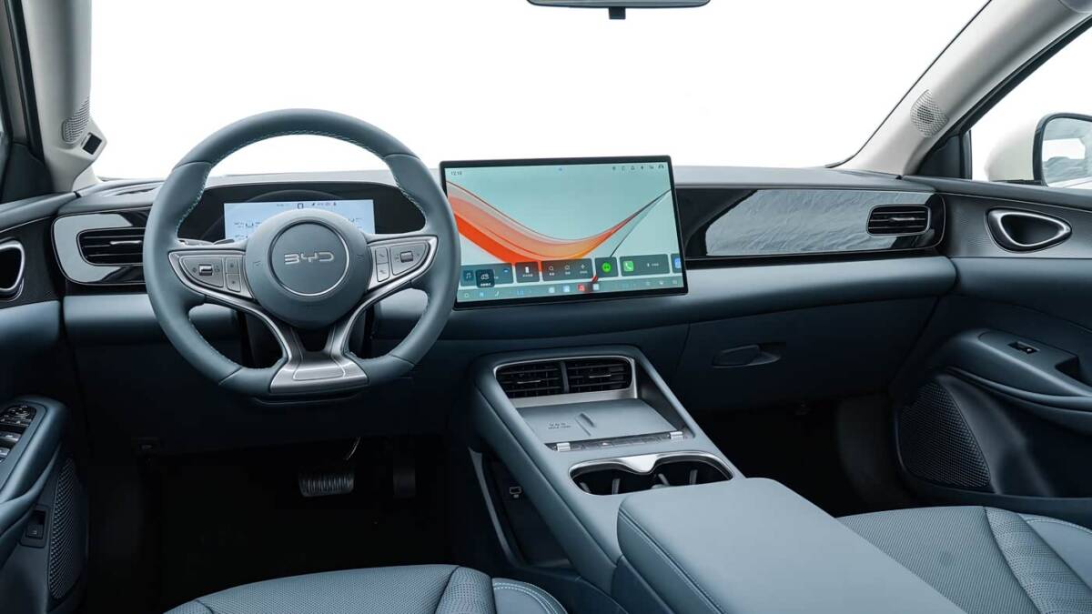 326 л.с. и лидар: BYD показала Seal 06 2027 7 Интерьер BYD Seal 2027 электромобиля с большими дисплеями