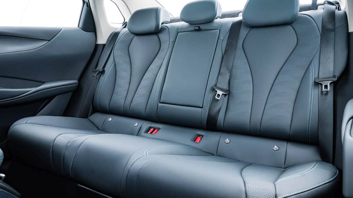 326 л.с. и лидар: BYD показала Seal 06 2027 9 Задние сиденья BYD Seal 06 2027