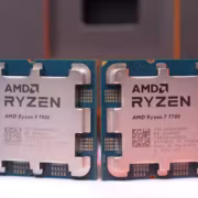 Два процессора AMD Ryzen 9 7900 и Ryzen 7 7700