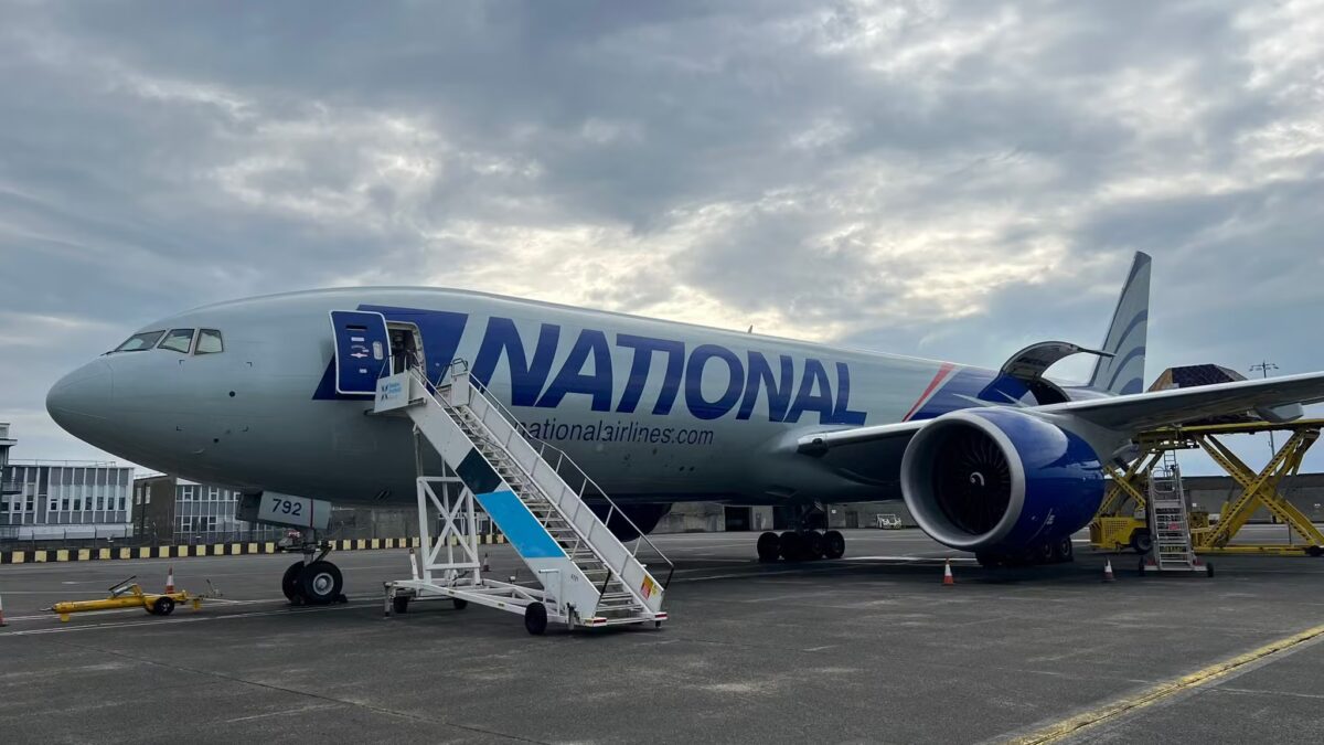 Boeing 777F пролетел почти 17 тысяч километров без посадки — рекорд для грузовой авиации 1 Boeing 777F пролетел почти 17 тысяч километров без посадки — рекорд для грузовой авиации