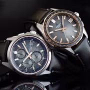 Две лимитированные Casio Oceanus с циферблатами градиентного цвета и кожаными ремешками