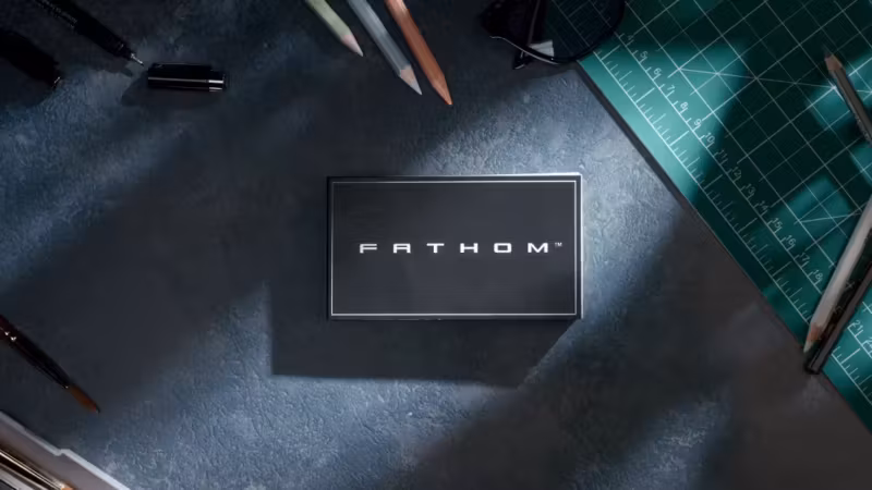 Чёрная коробка FATHOM и письменные инструменты