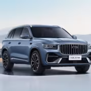 Современный автомобильный дизайн решётка радиатора фара