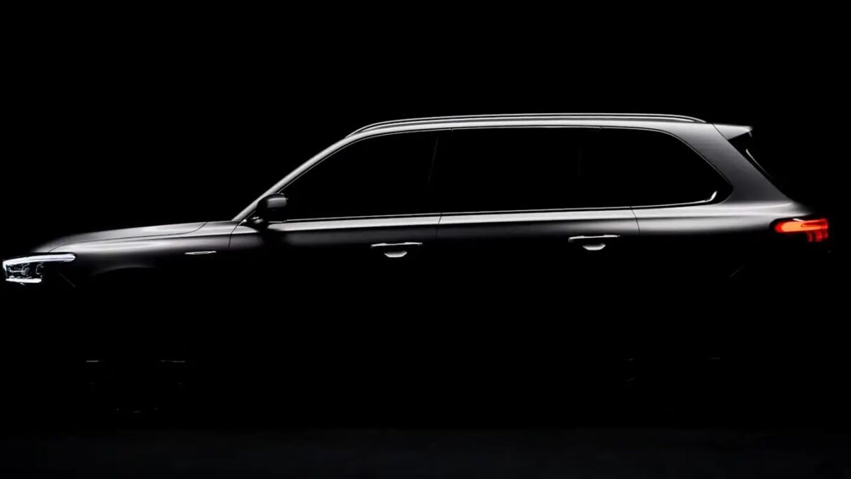 Geely показала новый Monjaro L Plus с лидаром на крыше и двумя 2,0-литровыми моторами 4 Фонарь задний и боковая часть Geely Monjaro L Plus