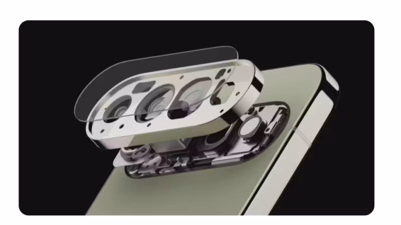 Разобранный Google Pixel 11 Pro с камерной системой