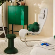 IKEA и Xbox показали коллекцию мебели Yxstaby на Gamescom 2026 2 Мебель IKEA Xbox Yxstaby в гостиной комнате