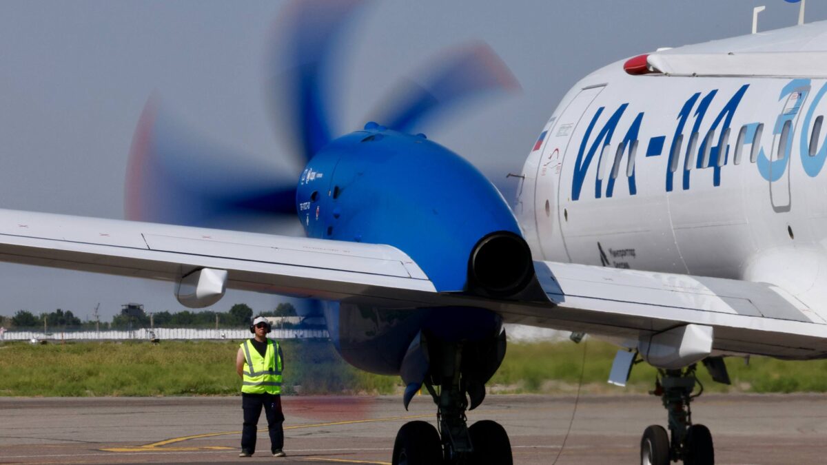 Ил-114-300 смогут поставить на замену старым турбовинтовым самолётам на региональных линиях 1 Ил-114-300 смогут поставить на замену старым турбовинтовым самолётам на региональных линиях
