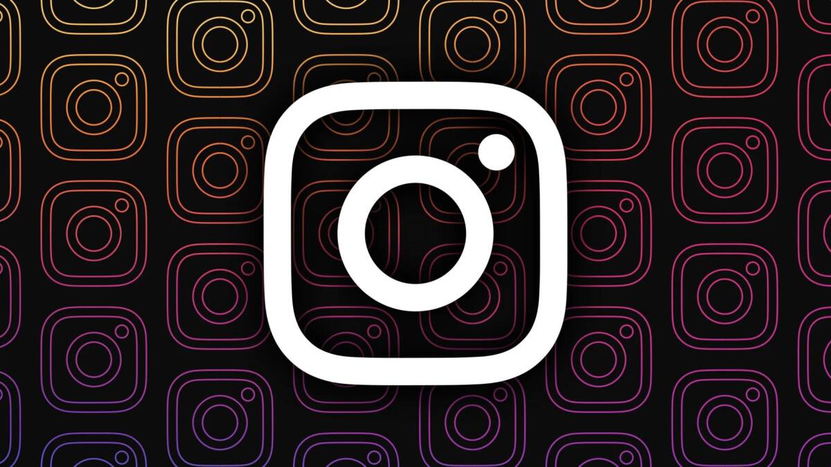 Фон с логотипом Instagram и цветной узор
