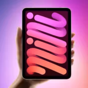 iPad mini с OLED и еще тремя улучшениями выйдет к концу октября 1 Айпад мини с OLED экраном загружен на руку