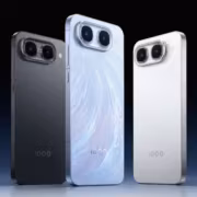 iQOO Neo 11 Ultra вышел с Dimensity 9500M и батареей на 9100 мА·ч 1 Три смартфона iQOO Neo 11 Ultra с тремя камерами