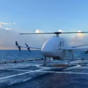 Jaunt оснастила гибридный VTOL батареей без жидкостного охлаждения 1 дрон на палубе авианосца Jaunt батарея без жидкостного охлаждения