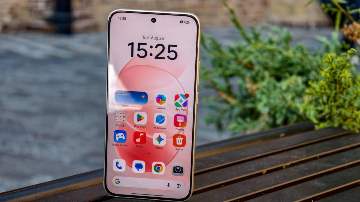 смартфон Redmi Xiaomi экранами и приложениями