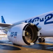 Деталь двигателя ПД-14 для МС-21-310 на аэродроме