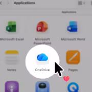OneDrive для macOS станет заметно быстрее 1 Иконка OneDrive на экране macOS яркая Apple MacBook