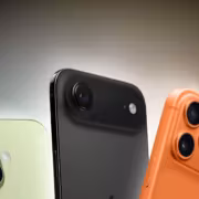 Цветные iPhone 14 в три разных цвета