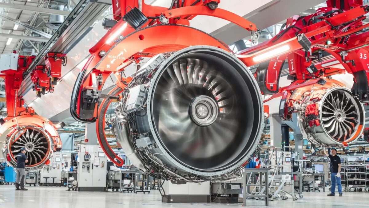 Rolls-Royce проверила авиационный двигатель на 100% водороде в полетном цикле