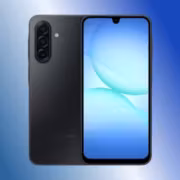 Смартфон Samsung Galaxy A18 спереди и сзади