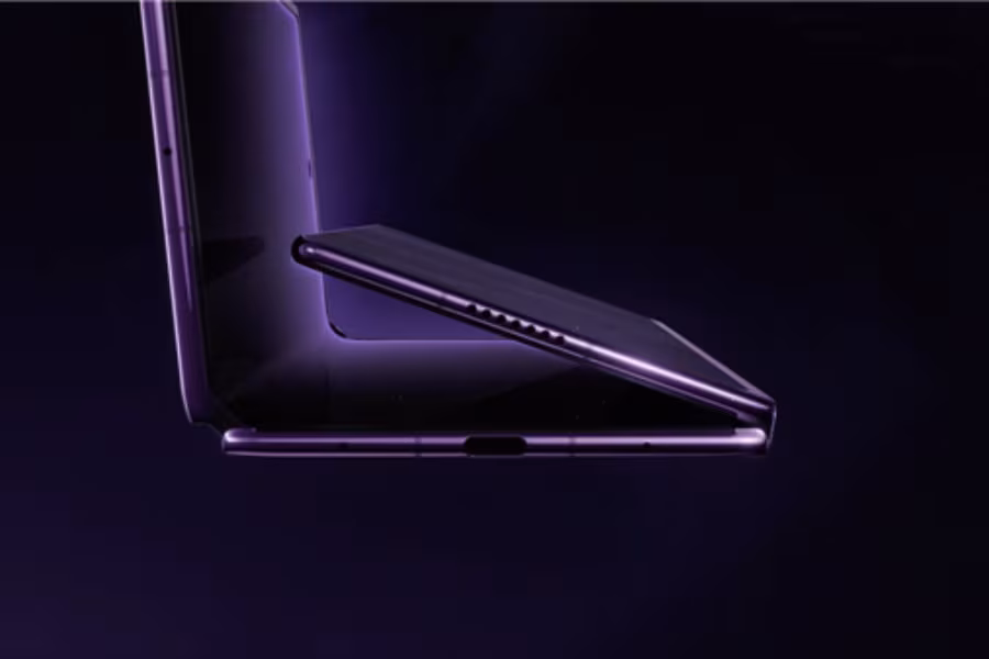 Смартфон Huawei Mate XT 2 показали с U-образным складным механизмом