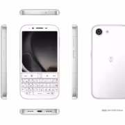 Смартфон Zinwa Q27 с QWERTY-клавиатурой и задней камерой