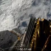 SpaceX запустила две Falcon 9 с интервалом 38,5 минуты и поставила рекорд посадок 1 Космический аппарат SpaceX Falcon 9 в космосе
