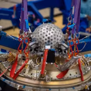 Спутник без электроники дал самое точное измерение эффекта Лензе-Тирринга 16 Спутник без электроники с металлическим корпусом и крыльями