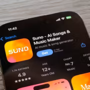 Suno добавит аудиометки для AI-песен и ограничит скачивания