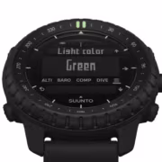 Круглый дисплей Suunto Core 2 с настройками подсветки