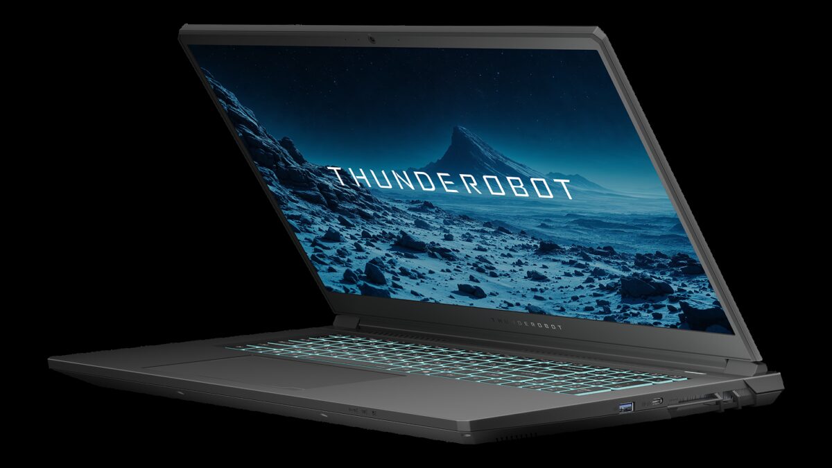 Thunderobot перевела 17-дюймовые Range на AMD и добавила версию с экраном 2K 3 ноутбук Thunderobot с черным корпусом и подсветкой клавиатуры
