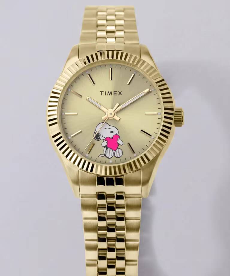 Золотые часы Timex Snoopy с изображением собаки и сердцем