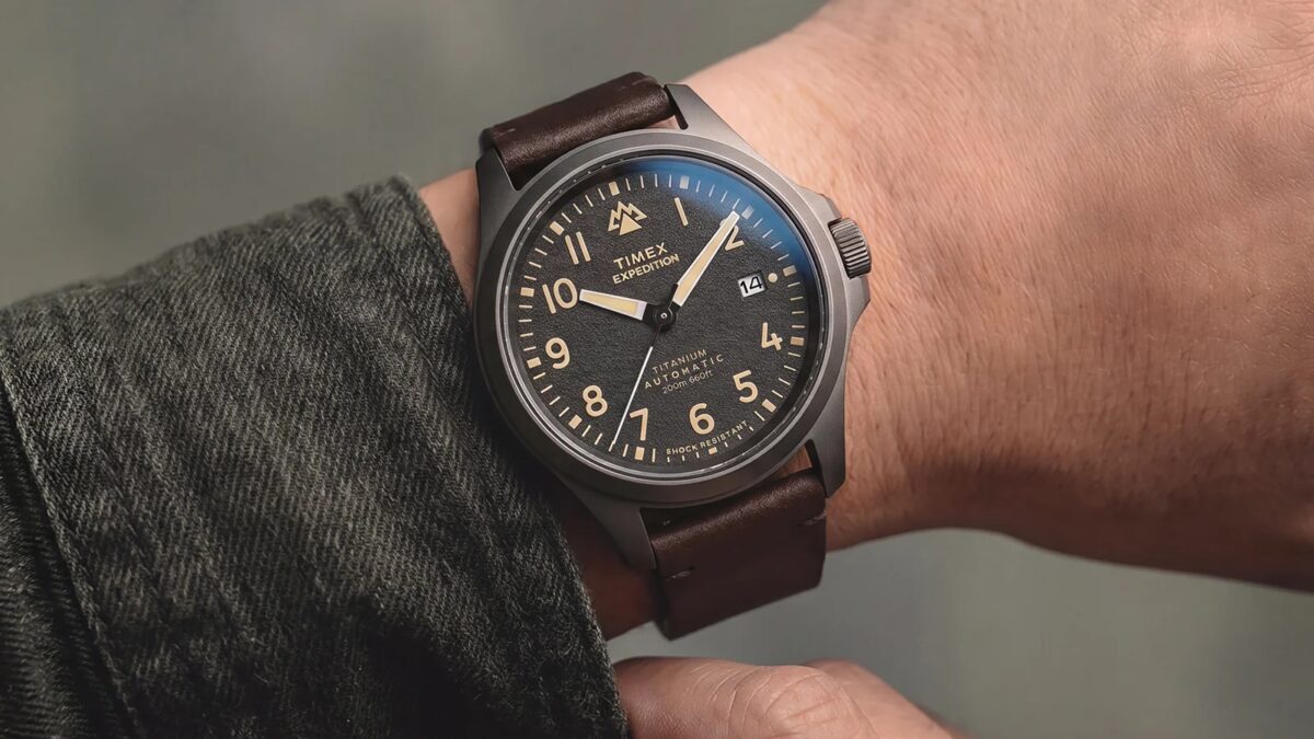 Timex выпустила титановые field watch с водозащитой 200 м 3 наручные часы Timex Expedition с кожаным ремешком и титановым корпусом
