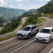 Toyota Camry, Toyota RAV4 и Kia K5 стали самыми востребованными пятилетними машинами в России 1 Камера автомобиля, объектив, экран, дисплей, регистратор