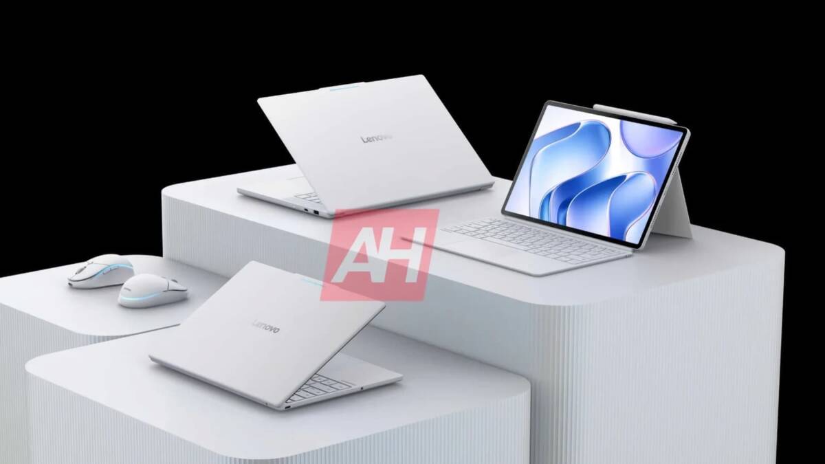 У Lenovo Googlebook 15 заметили очень крупный тачпад и шторку камеры