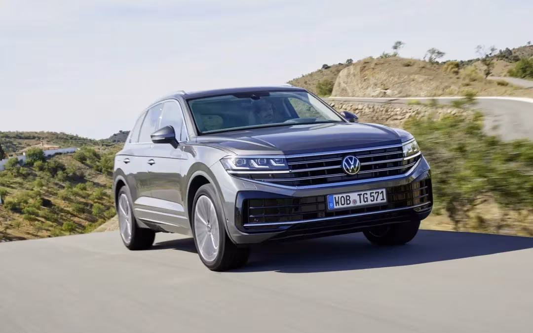 В Россию приехали дизельные Volkswagen Touareg 2026 с ценой от 12 млн рублей