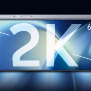 Ближайший вид Vivo X500 Pro Max с дисплеем 2K