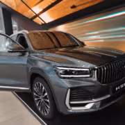 Автомобиль салон консоль окно передняя панель