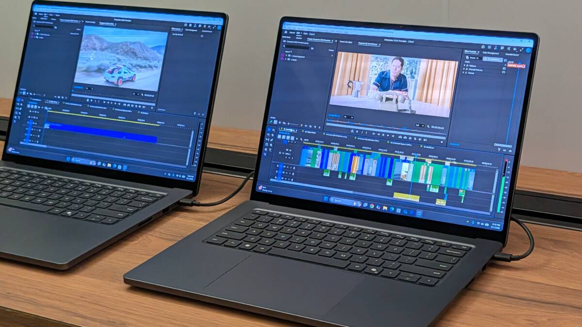 Два ноутбука с монтажом видео. Windows 11