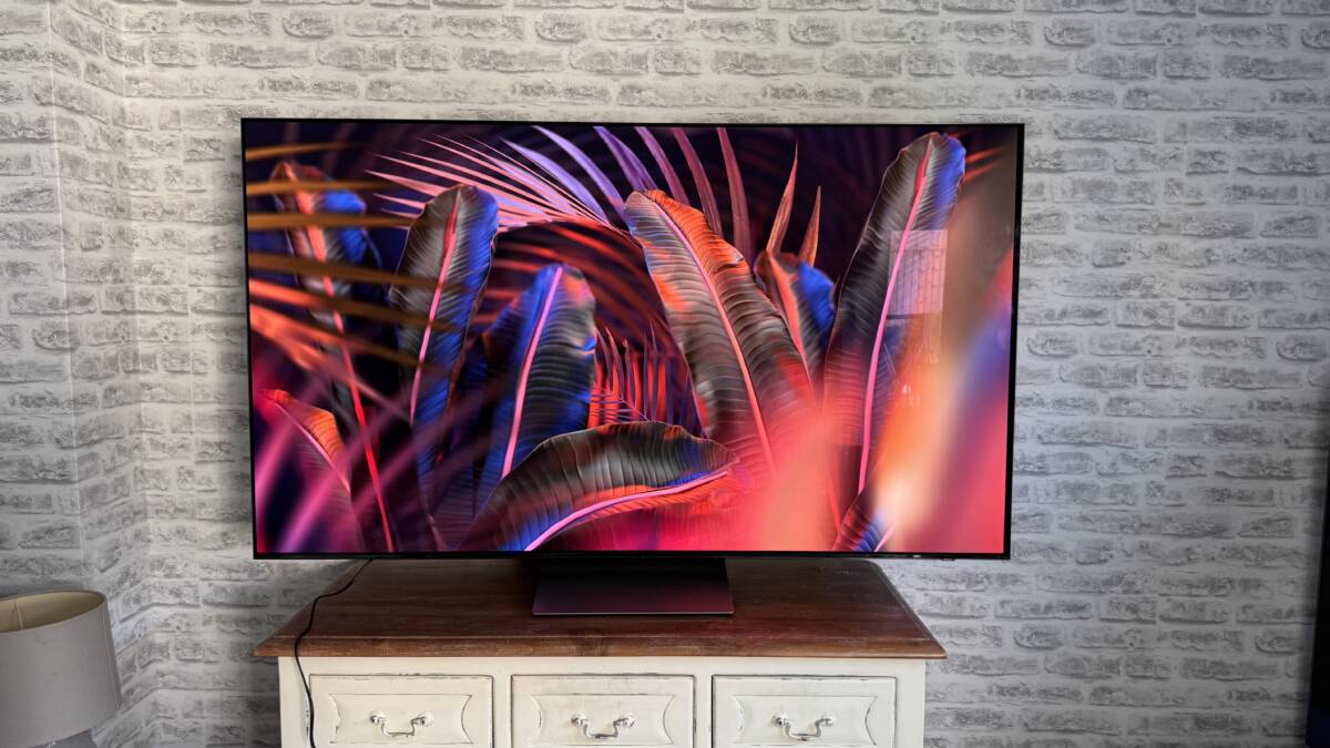 телевизор OLED Samsung 2026 модель с крупным экраном