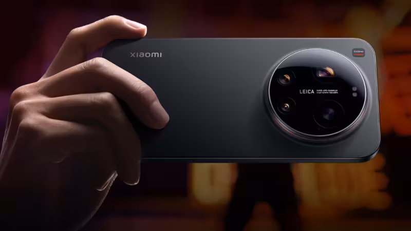 Молния Xiaomi 13 Ultra с тремякамерами
