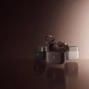 Беспроводные наушники Anker с чехлом из металла