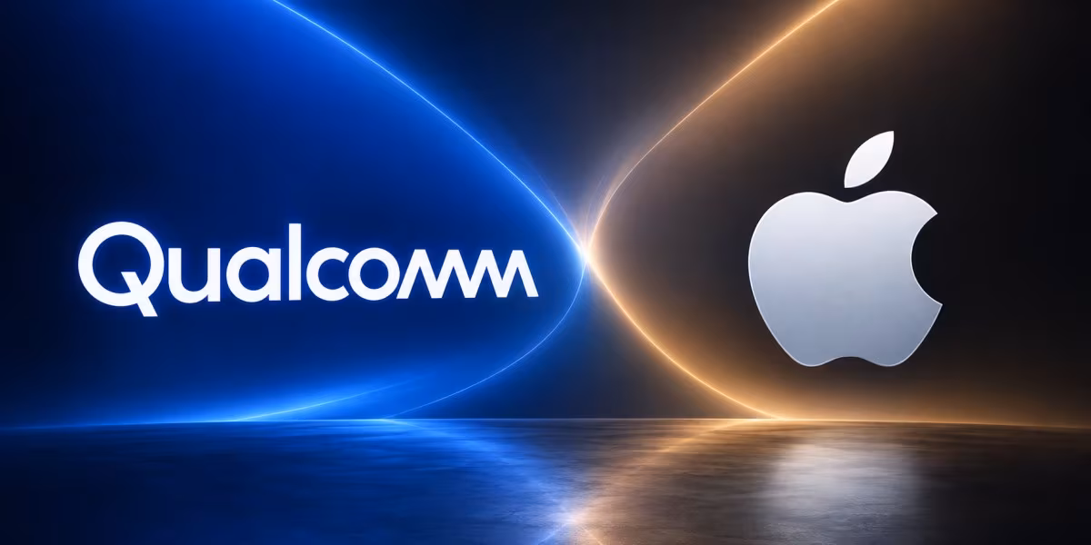 Логотипы Qualcomm и Apple на фоне световых линий