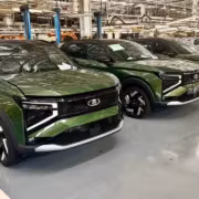 АвтоВАЗ поставил на конвейер 60 Lada Azimut для проверки серийной сборки 1 АвтоВАЗ поставил на конвейер 60 Lada Azimut для проверки серийной сборки