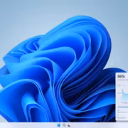 Панель быстрого доступа к батарее и настройкам Windows 11