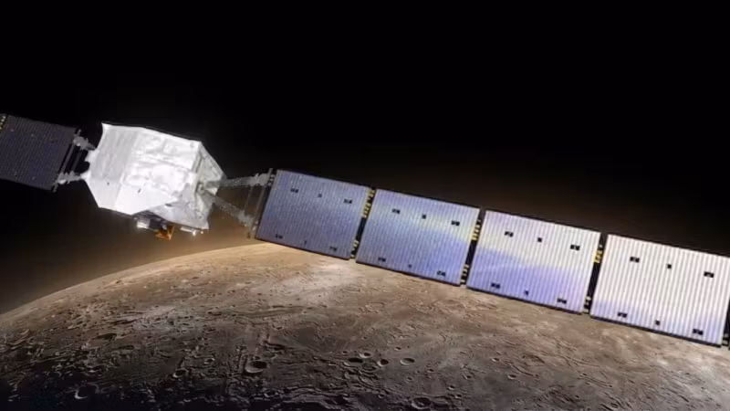 Космический аппарат BepiColombo возле Меркурия