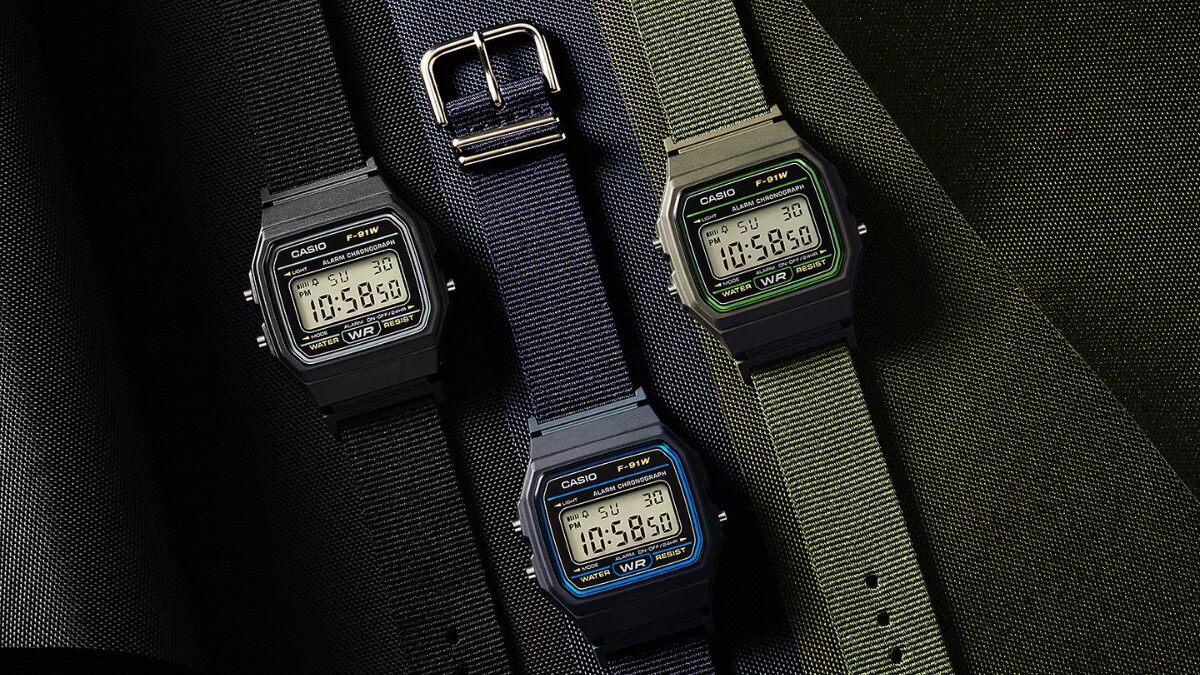 Casio выпустила в США часы F-91WF с ремешком из переработанного пластика 4 Три черных цифровых часы Casio F-91WF с ремешками из переработанного пластика