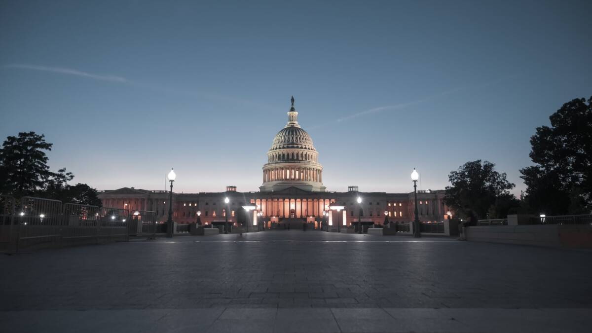 CLARITY Act в криптоиндустрии получил серьезный удар после срыва голосования в Палате представителей