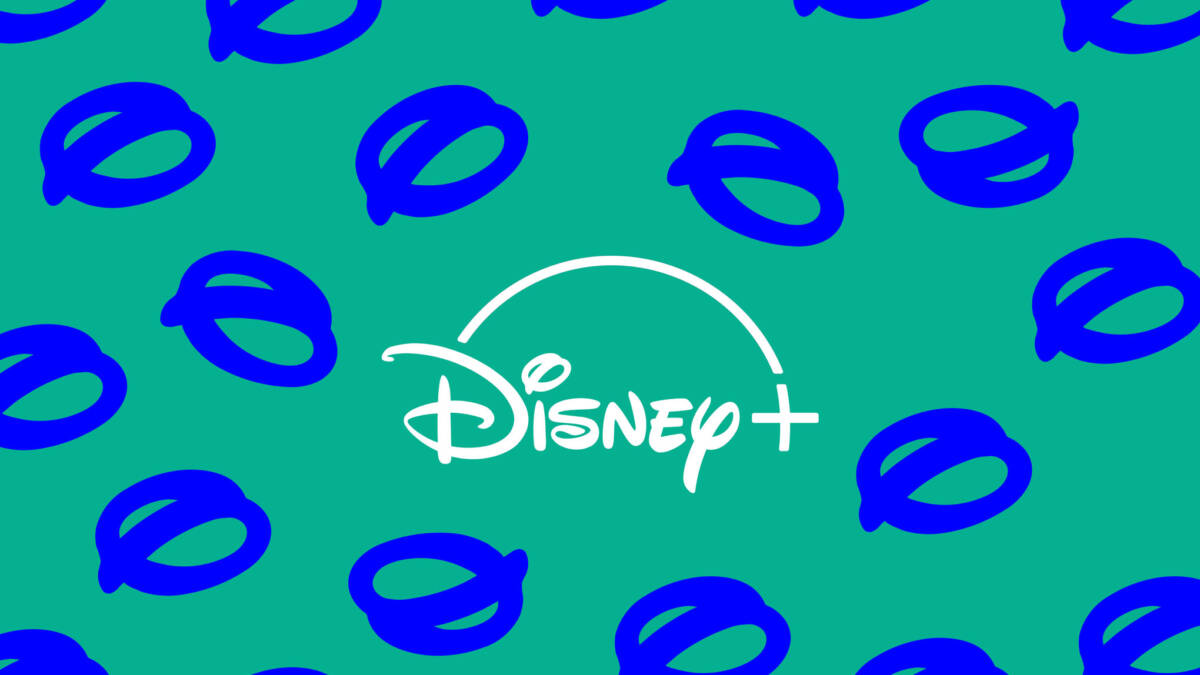 Показаны голубые и зелёные кольца с логотипом Disney