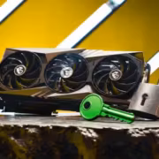 Видеокарта NVIDIA GeForce RTX 40 с ключом и замком