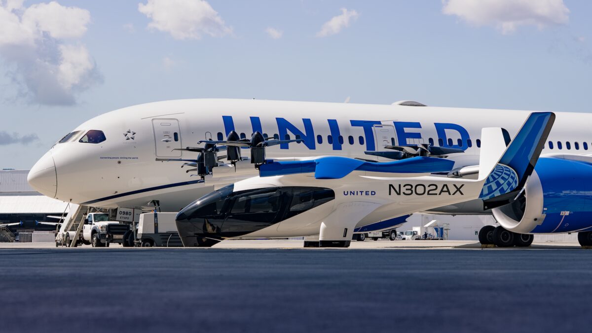 FAA внедрит ИИ-платформу Smart за $875 млн для управления воздушным движением 1 FAA внедрит ИИ-платформу Smart за $875 млн для управления воздушным движением